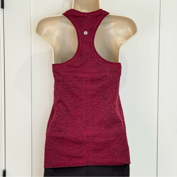 Lululemon Swiftly Tech Racerback Tank Top Black True Red Size 6 Athleisure - Picture 6 of 11